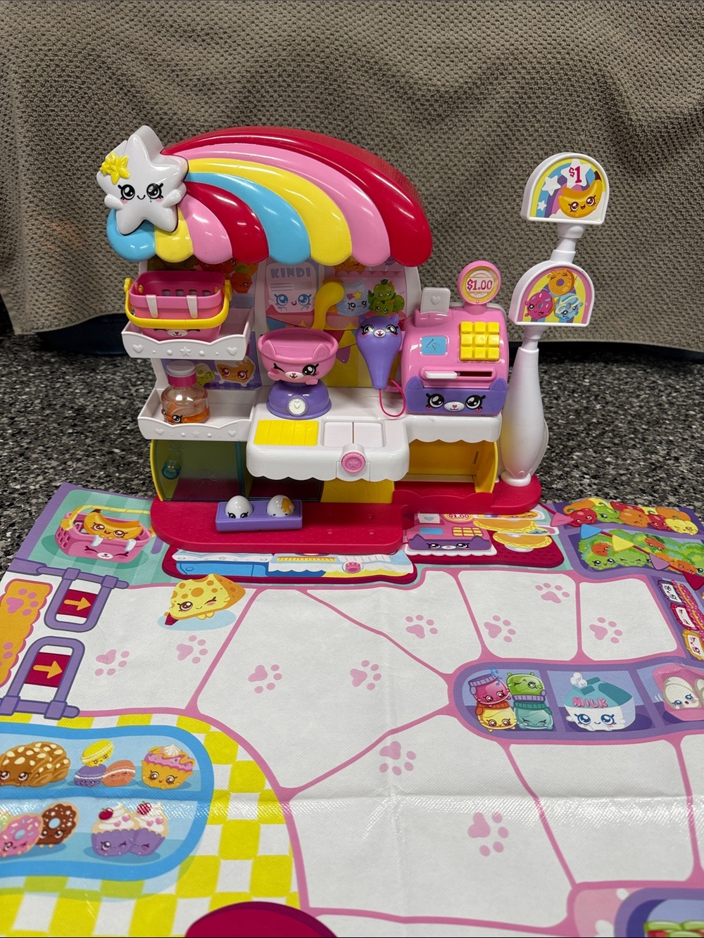 Shopkins Kindi Kids Shopkins Kitty Petkin Supermarket